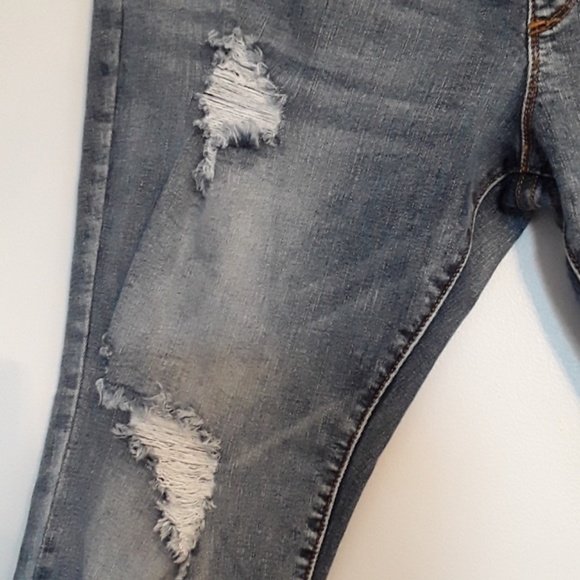 Maternity Jeans - Picture 3 of 8